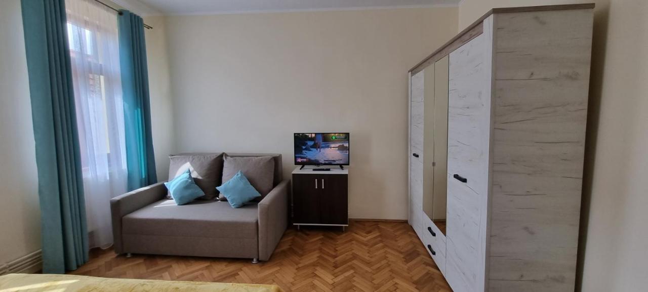 Happy Mood Apartments Brasov Luaran gambar