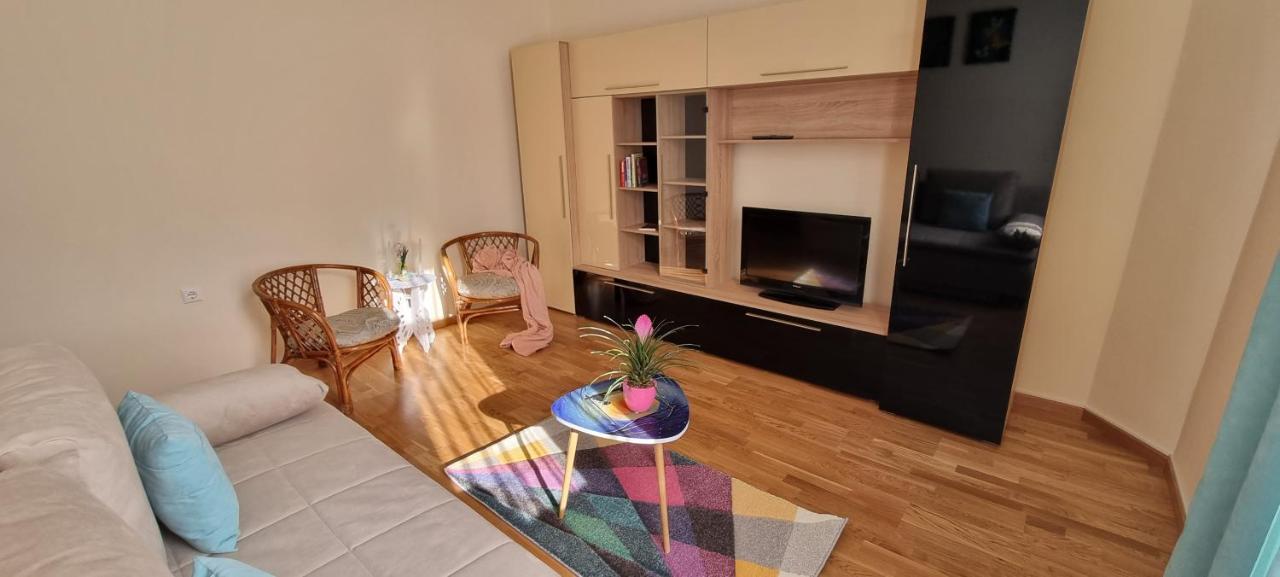 Happy Mood Apartments Brasov Luaran gambar