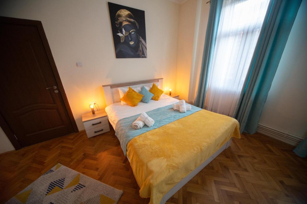 Happy Mood Apartments Brasov Luaran gambar