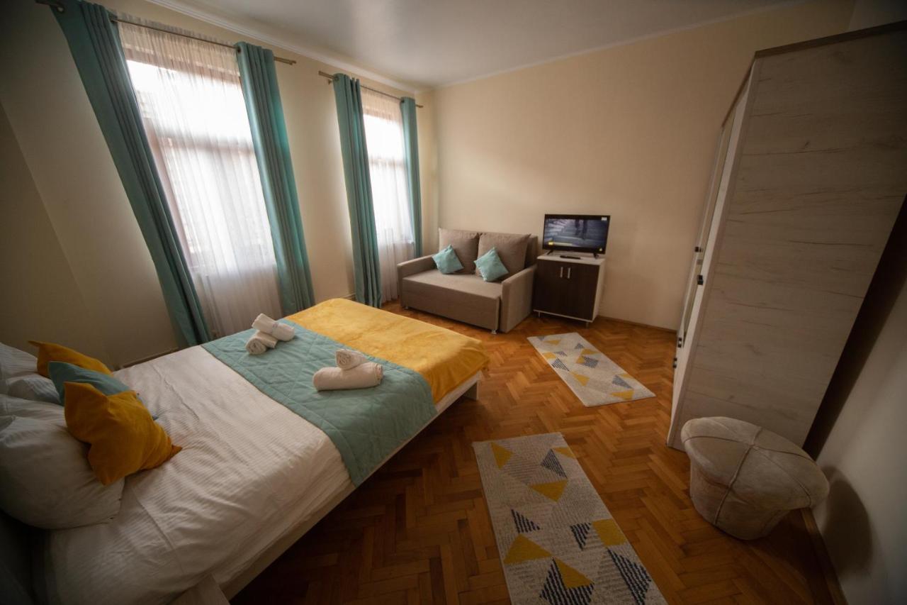Happy Mood Apartments Brasov Luaran gambar