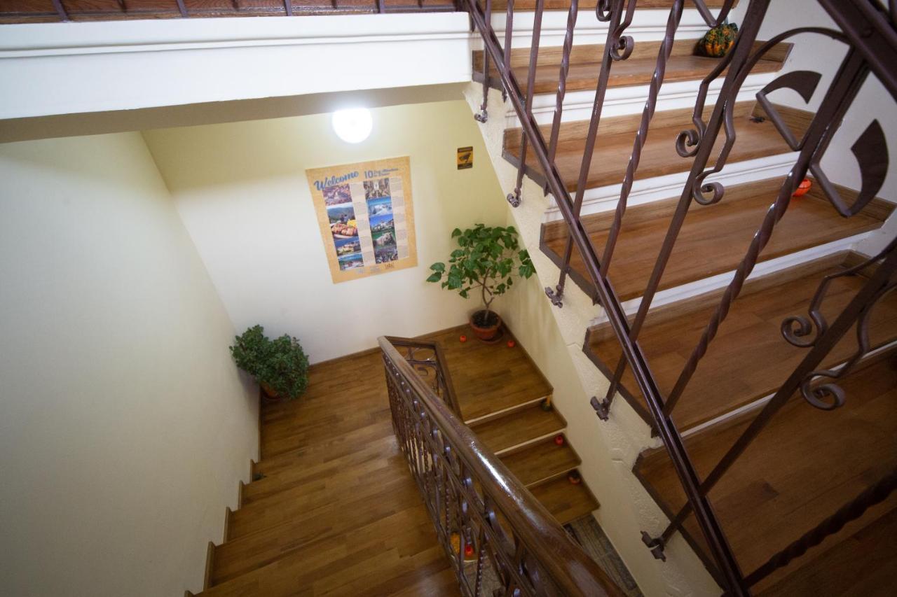 Happy Mood Apartments Brasov Luaran gambar
